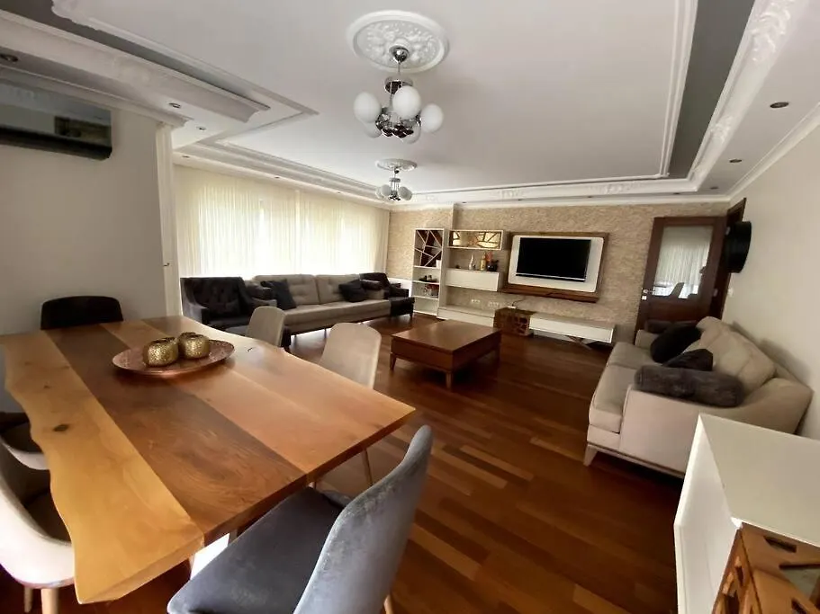 Апартаменты Sisli Nadide Sokak D:5 1+1 Стамбул